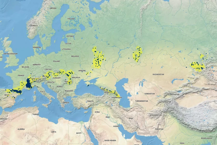 Aconitum anthora Native Range
