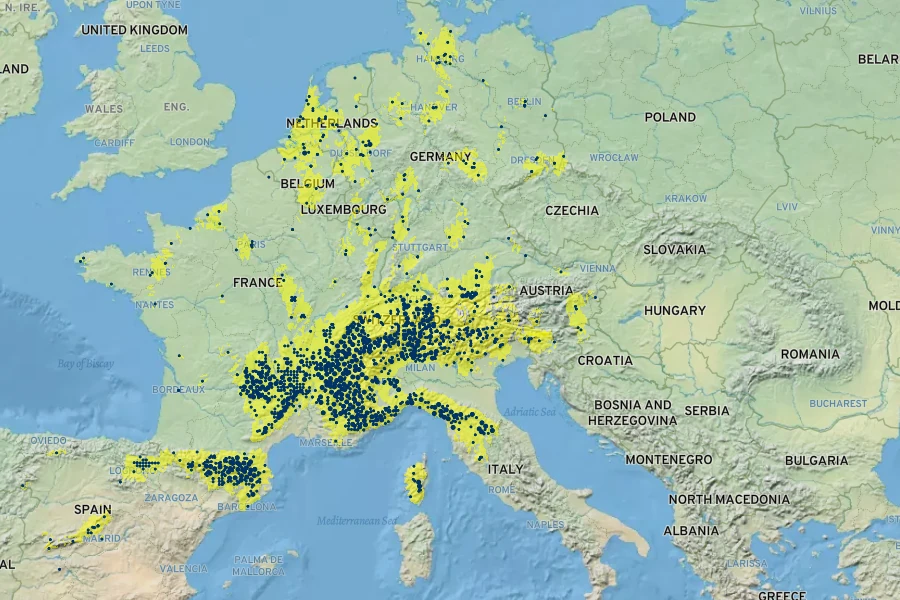 Luzula nivea Native Range