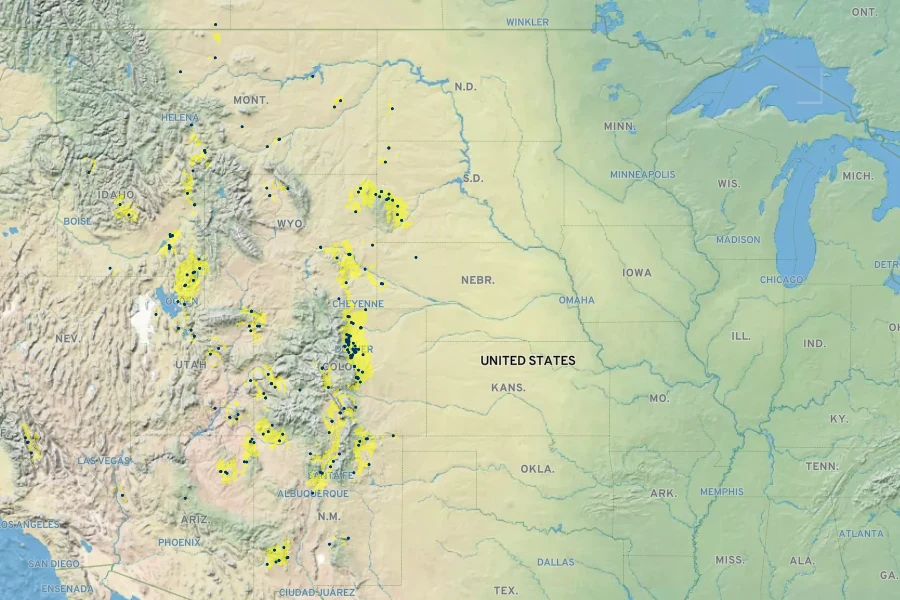 Populus ×acuminata Native Range