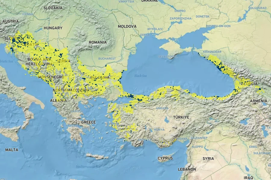 Prunus laurocerasus Native Range