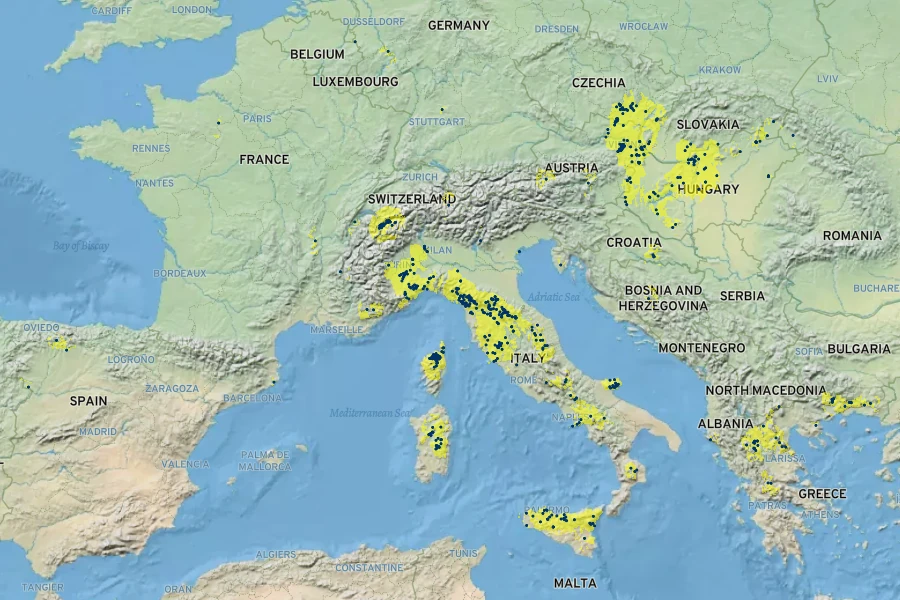 Saxifraga bulbifera Native Range