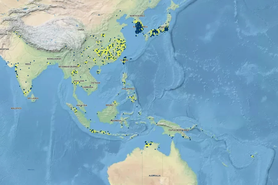 Trigastrotheca pentaphylla Native Range